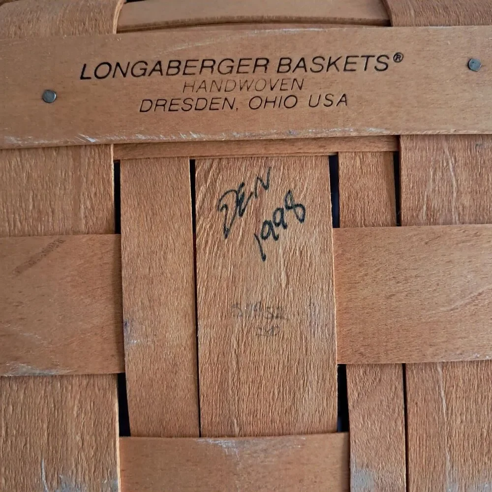 Vintage Longaberger Gathering Basket Swing Handle Approx. 17.5 x 11.5x 4.5